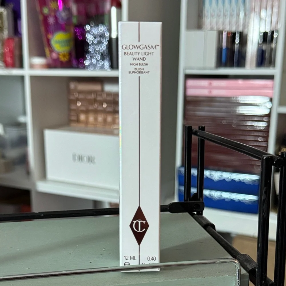 Charlotte Tilbury $42msrp Pinkgasm Glowgasm Beauty Light Wand High Blush